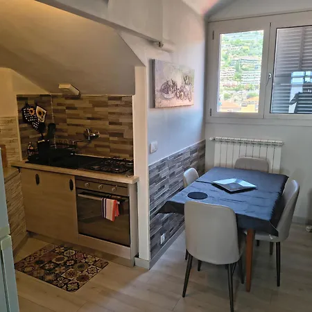 Attico Sole E Mare Appartement